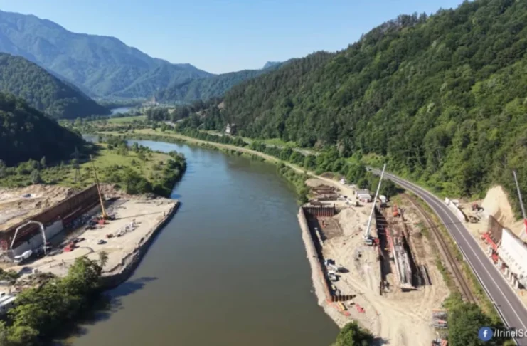Progres spectaculos pe Autostrada Sibiu-Pitești: „Podul verde” de la Călinești prinde contur!