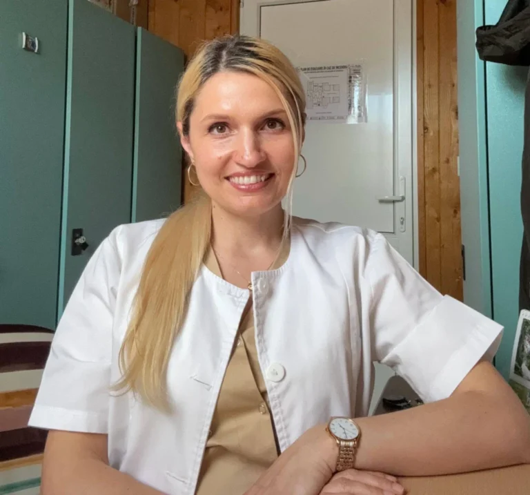 Oboseala oculară în era digitală: dr. Irina-Roxana Bartoș, medicul oftalmolog al SCJU Sibiu explică cum poate fi prevenită
