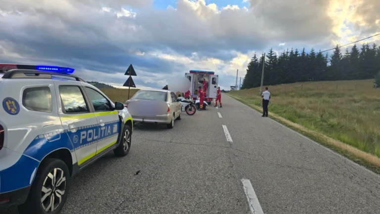 Motociclist de 23 de ani, rănit într-un accident pe drumul spre Păltiniș