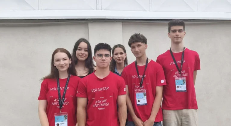 Voluntarii care au pus „Suflet” în ediția Festivalului Internațional de Teatru de anul acesta!