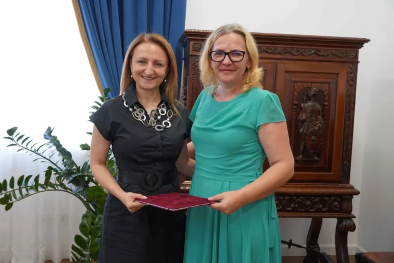 Clinica Noemi Med din Mediaș se alătură Portalului Medical al Consiliului Județean Sibiu. Tot mai mulți pacienți vor avea acces online la dosarul medical