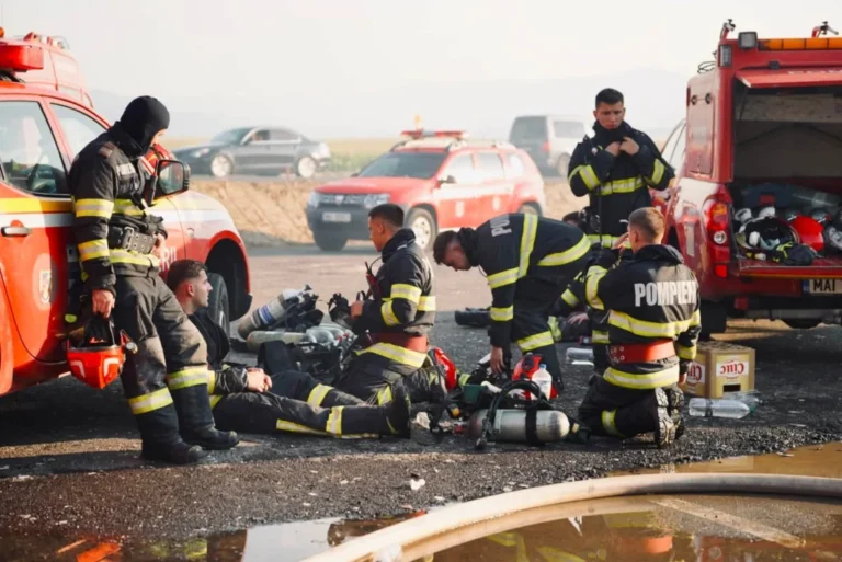ISU Sibiu, mesaj despre pompierii care au luptat peste șapte ore cu incendiul de la Popasul Avrig: „Să pleci ultimul”