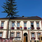 Caravană pentru eliberarea buletinelor la Brădeni, unde locuitorii își fac gratuit cartea de identitate.