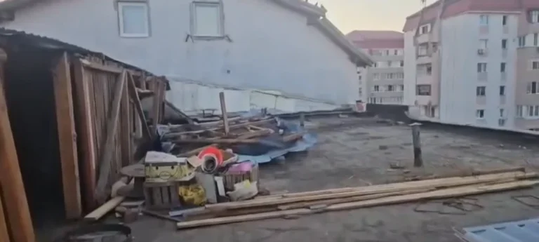Locatarii blocului din Valea Aurie acuză indolența instituțiilor: „Viețile oamenilor sunt puse în pericol”