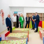 Raluca Turcan la o cresa modernă finanțată prin Programul Sfânta Ana în județul Sibiu.