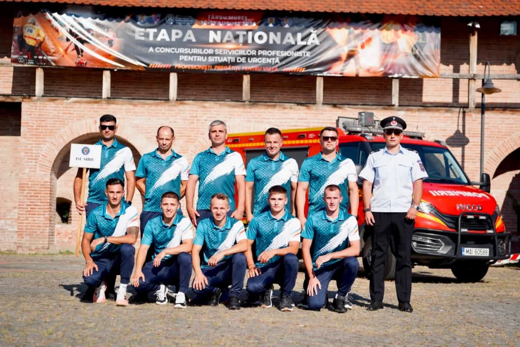 Lotul ISU Sibiu la startul competiției sportive naționale de la Târgu Mureș