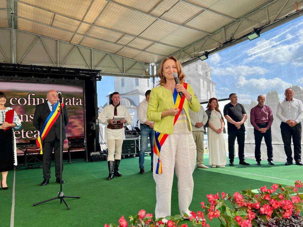 Daniela Cîmpean la ediția Zilele Comunei Păuca, un eveniment care unește tradiția cu inovația