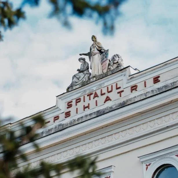 Spitalul Clinic de Psihiatrie Sibiu, locul noii angajări de psihiatru pentru copii și adolescenți