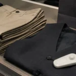 Furtul de haine de la Promenada Sibiu, cu 11 perechi de pantaloni și o vestă furate din mall.