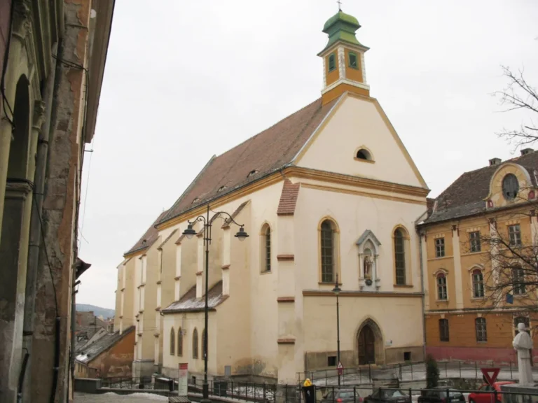 Mănăstirea Ursulinelor, între patrimoniu și o investiție de 40 de milioane de euro. Primăria Sibiu explică de ce nu o cumpără