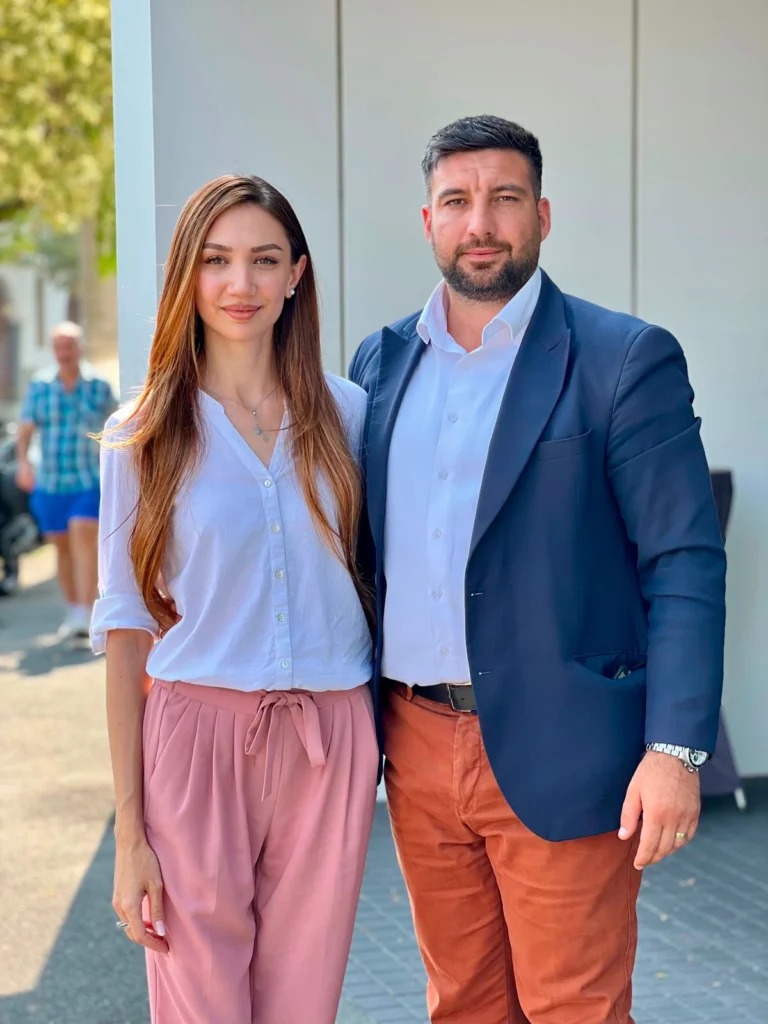 Florian Giubega continuă proiectul „Level Up” la Sibiu. Workshop despre dependențe, susținut de psihologul Alexandra Herțoiu