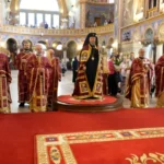 Mitropolitul Laurențiu în timpul oficierii Sfintei Liturghii la Catedrala Ortodoxă din Sibiu
