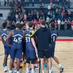 CSU Sibiu echipă de baschet în acțiune pe terenul de antrenament