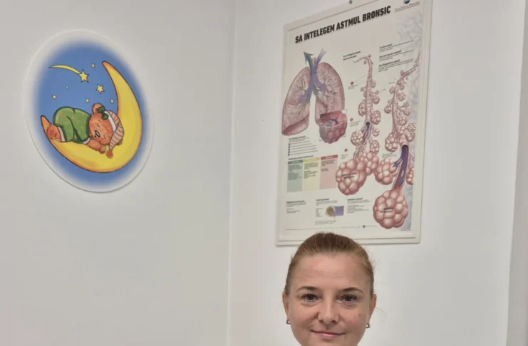 Început de an școlar cu risc mai mare de viroze. Dr. Simina Iulia Ida, medic pneumolog și pediatru: „Nu trimiteți copilul la școală atunci când este bolnav”