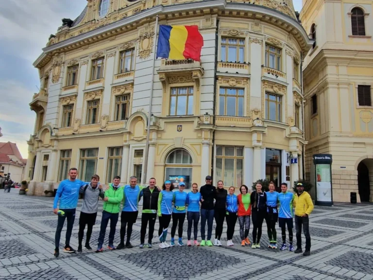 „Sibiul Aleargă” revine în cartiere. Patru seri de alergare, cu plecare din Piața Mare