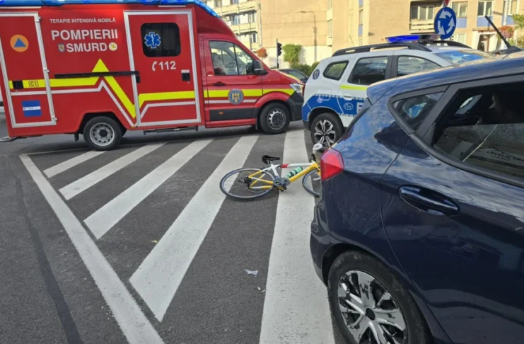 Accident pe Calea Dumbrăvii: Un biciclist a ajuns la spital după ce a fost lovit de o mașină!