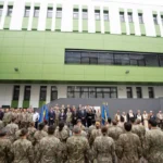 Ministri la inaugurarea noului pavilion din Spitalul Militar Sibiu, după 36 de zile de funcționare.