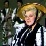 11 ani fără Lucreția Ciobanu. „Doamna Munților”, vocea care a dus cântecul Sibiului în lume