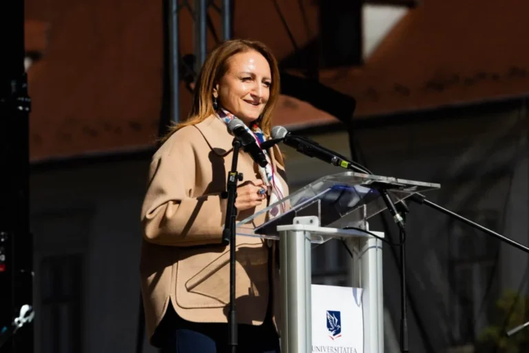 Daniela Cîmpean, mesaj pentru studenți: „Sibiul și întregul județ pot fi campusul vostru”