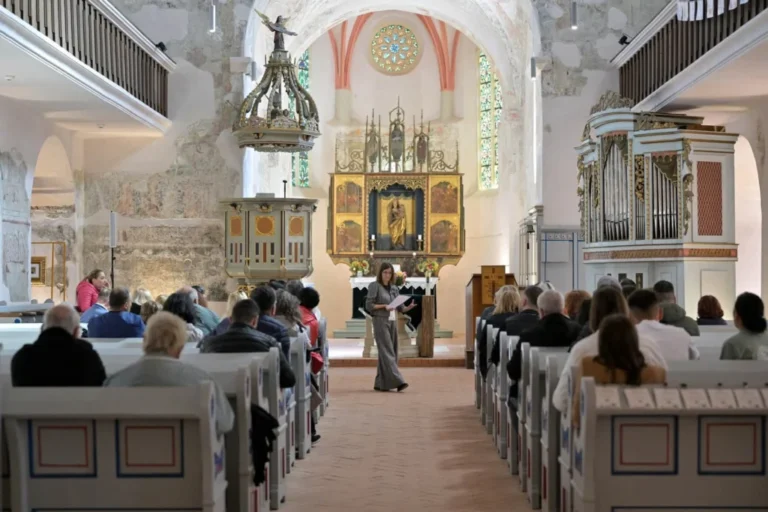Biserica Fortificată din Cisnădie, prima oprire a unui InfoTrip prin județul Sibiu