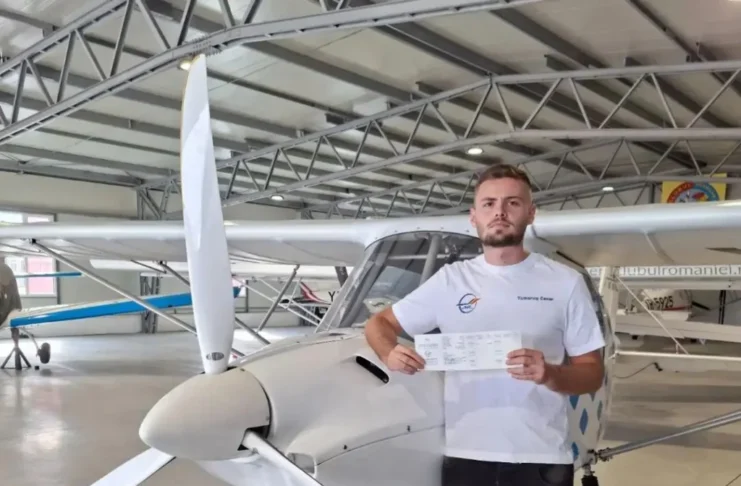 11 tineri au obținut licențe de zbor la Aeroclubul Sibiu în 2026, prin programul de pregătire subvenționat