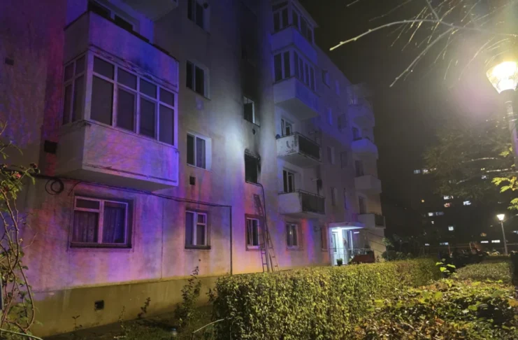 Un incendiu a izbucnit într-un bloc din Mediaș